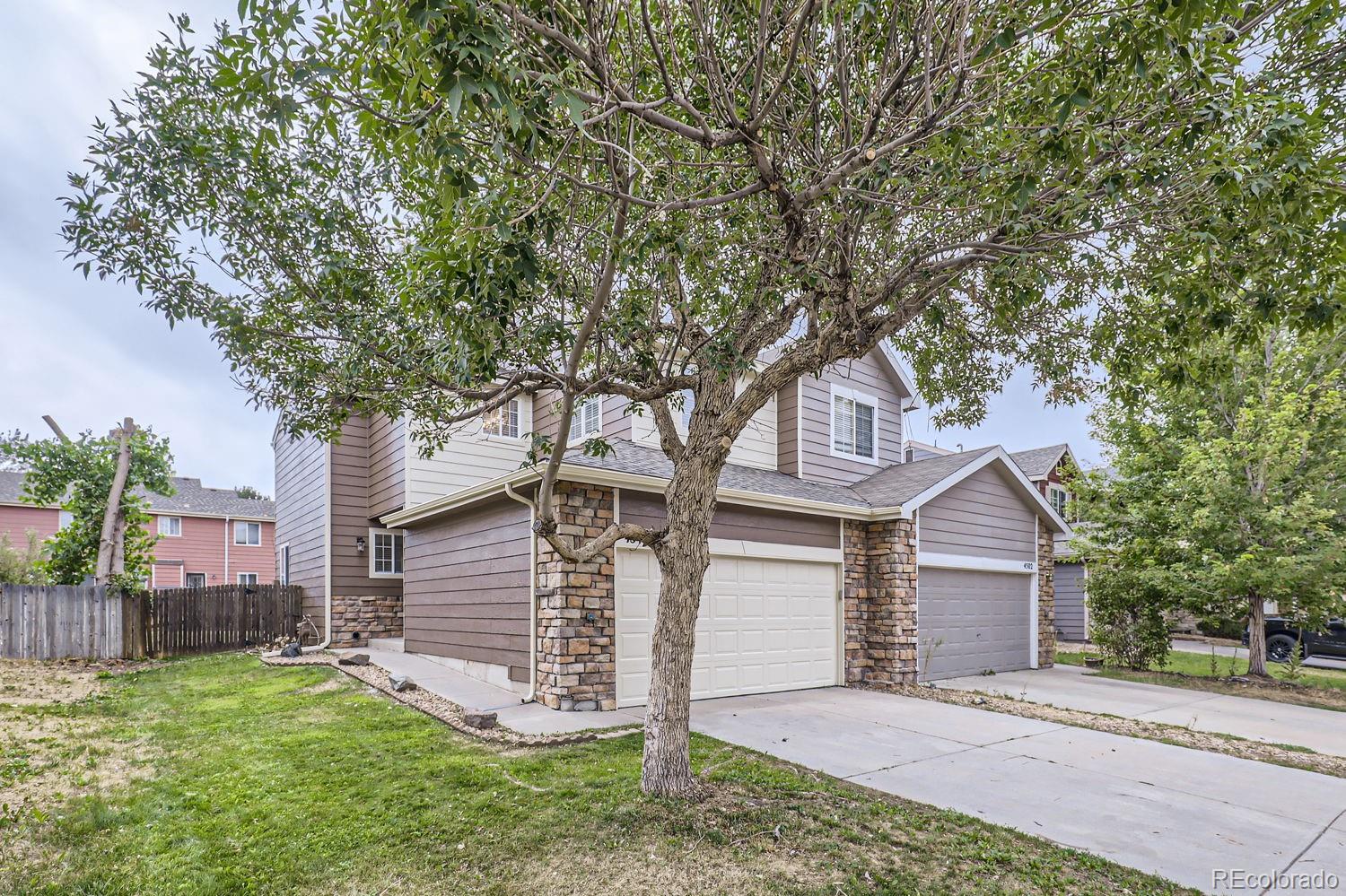 4512  Cornish Way, denver MLS: 5800261 Beds: 4 Baths: 3 Price: $440,000