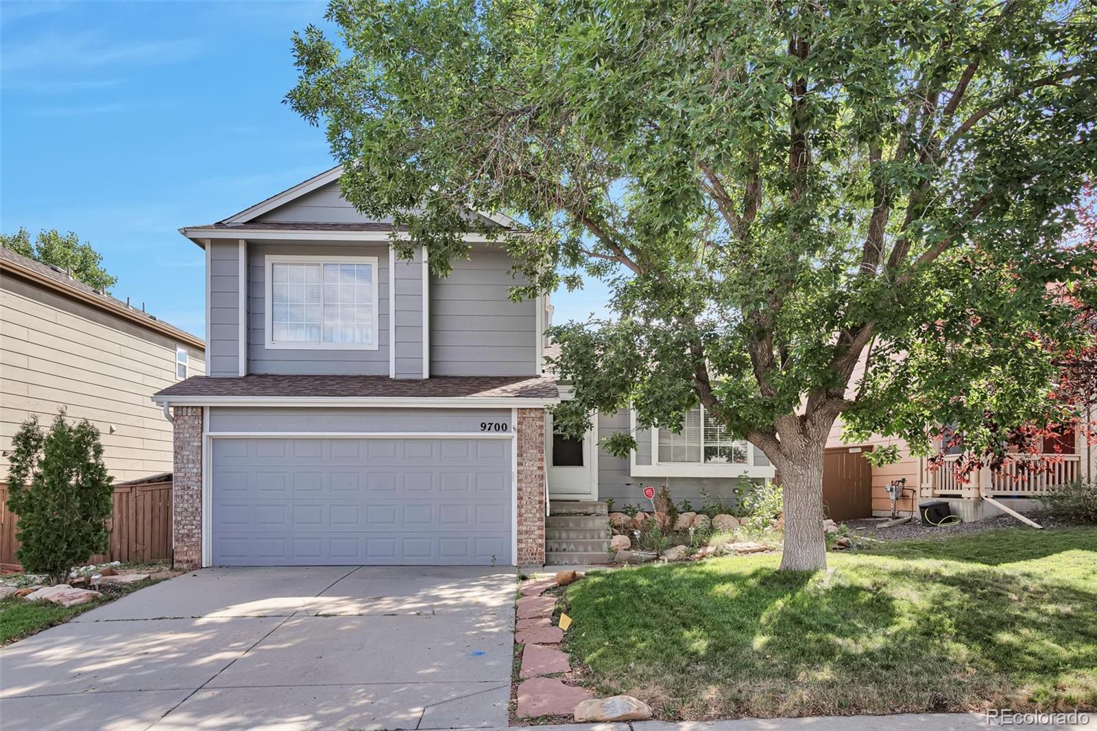 9700  Cove Creek Drive, highlands ranch MLS: 4328843 Beds: 3 Baths: 3 Price: $550,000