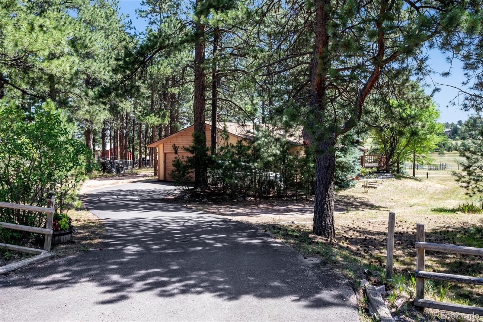 17985 canterbury drive, Monument sold home. Closed on 2024-09-20 for $630,000.
