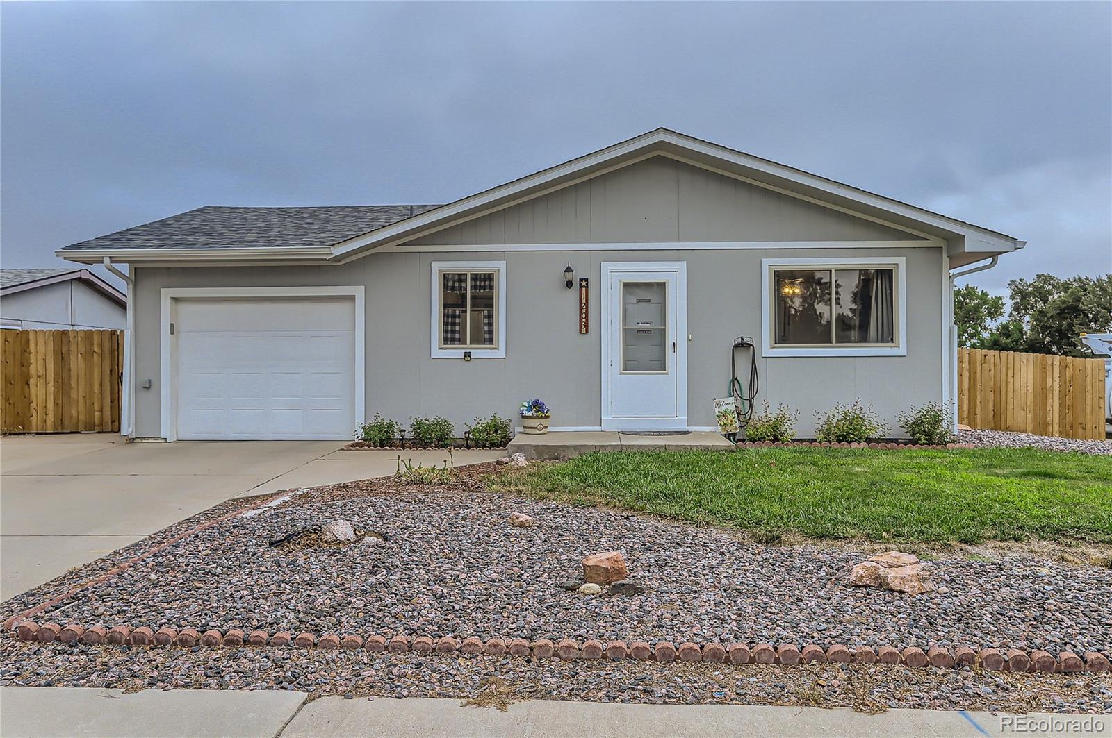 1203  Stage Drive, fort lupton MLS: 9339044 Beds: 3 Baths: 2 Price: $379,900