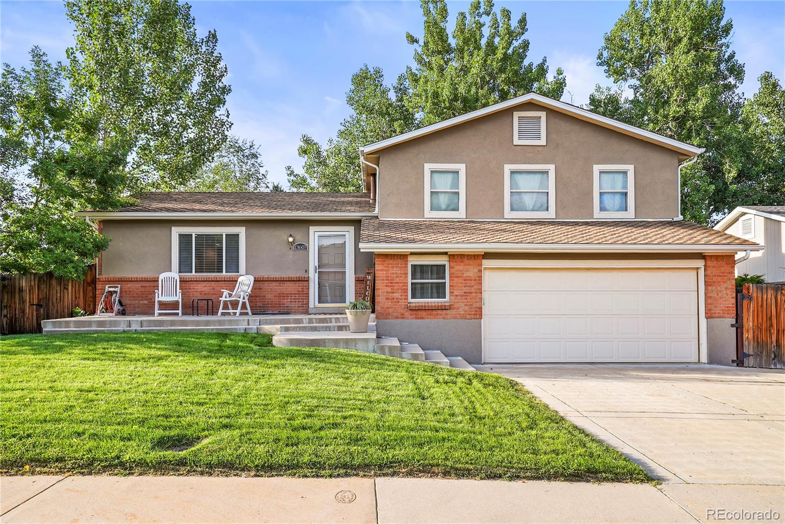 13607 W 67th Way, arvada MLS: 9053859 Beds: 3 Baths: 3 Price: $690,000