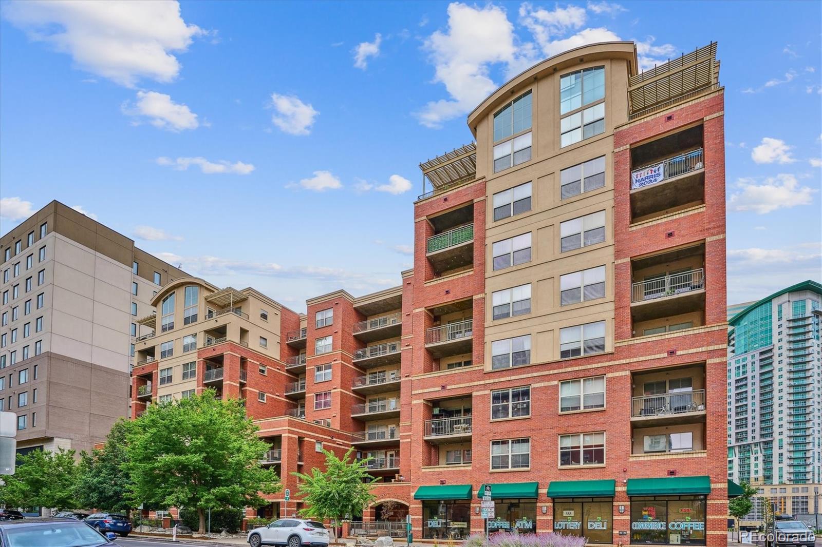 1975 N Grant Street 414, Denver  MLS: 2697640 Beds: 2 Baths: 2 Price: $464,900