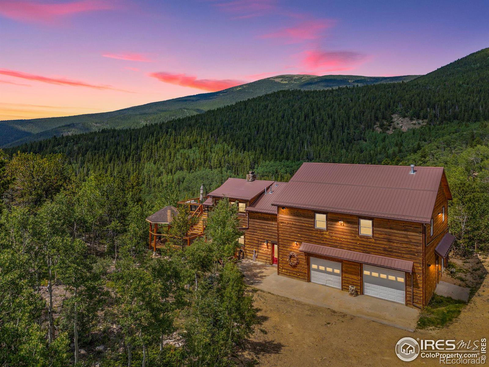 43343 peak to peak highway, Ward sold home. Closed on 2025-02-20 for $850,000.