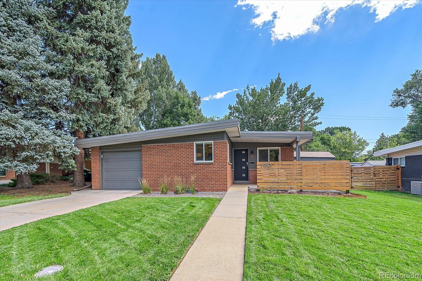 5970  Dudley Court, arvada MLS: 6379090 Beds: 3 Baths: 2 Price: $629,900