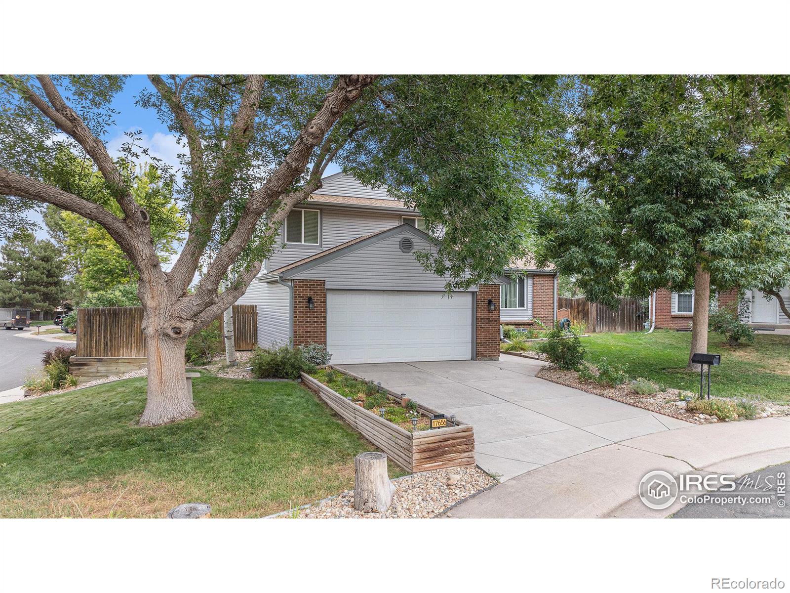 17656 E Progress Drive, centennial MLS: 4567891016151 Beds: 3 Baths: 2 Price: $500,000