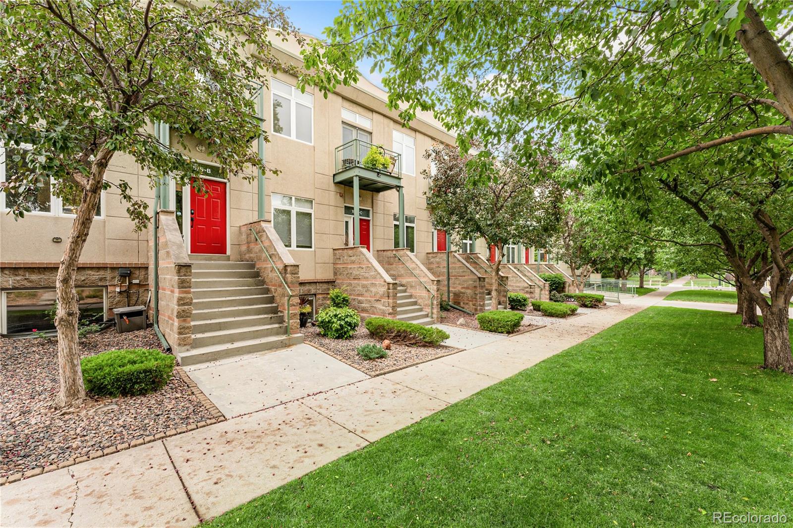 1575 N Emerson Street 2B, Denver  MLS: 2480220 Beds: 3 Baths: 4 Price: $749,000