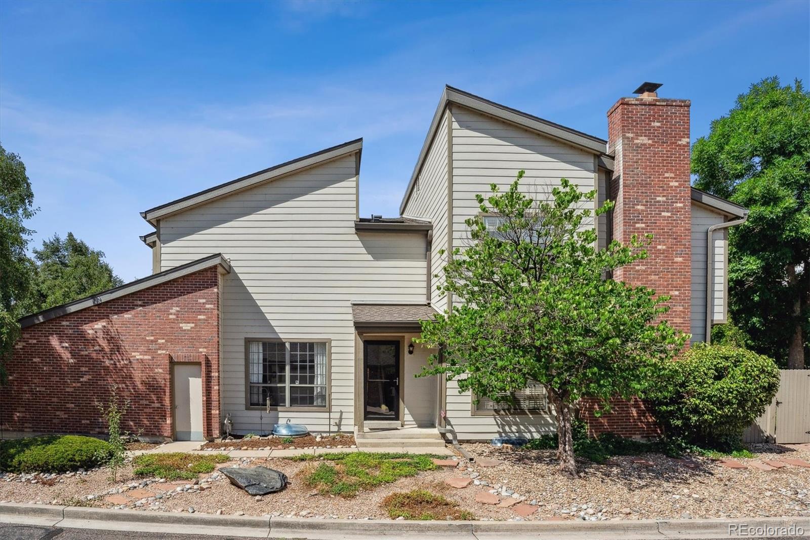 7900 W Layton Avenue 908, Littleton  MLS: 7224207 Beds: 3 Baths: 3 Price: $445,000