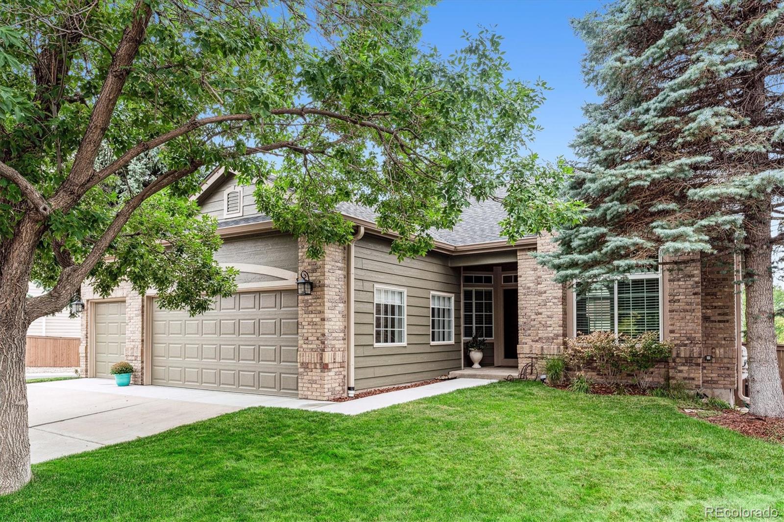 10002  Silver Maple Road, highlands ranch MLS: 4089738 Beds: 5 Baths: 4 Price: $875,000