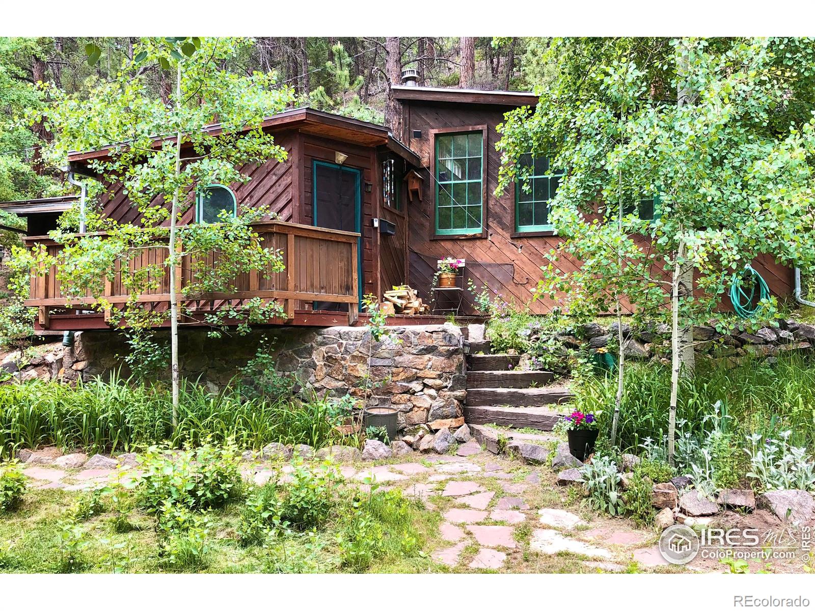 279  Switzerland Park Road, boulder MLS: 4567891016311 Beds: 2 Baths: 1 Price: $595,000