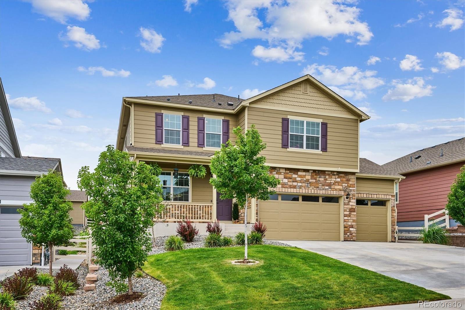 5814  High Timber Circle, castle rock MLS: 3927399 Beds: 4 Baths: 3 Price: $630,000