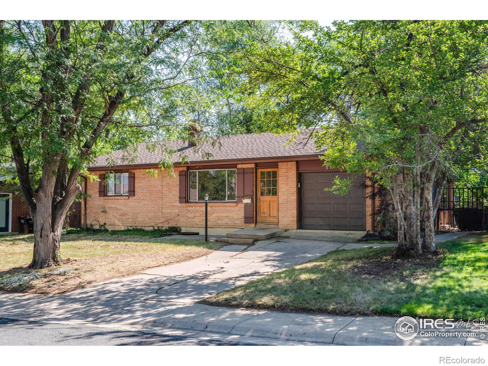 370 S 43rd Street, boulder MLS: 4567891016351 Beds: 5 Baths: 2 Price: $790,000