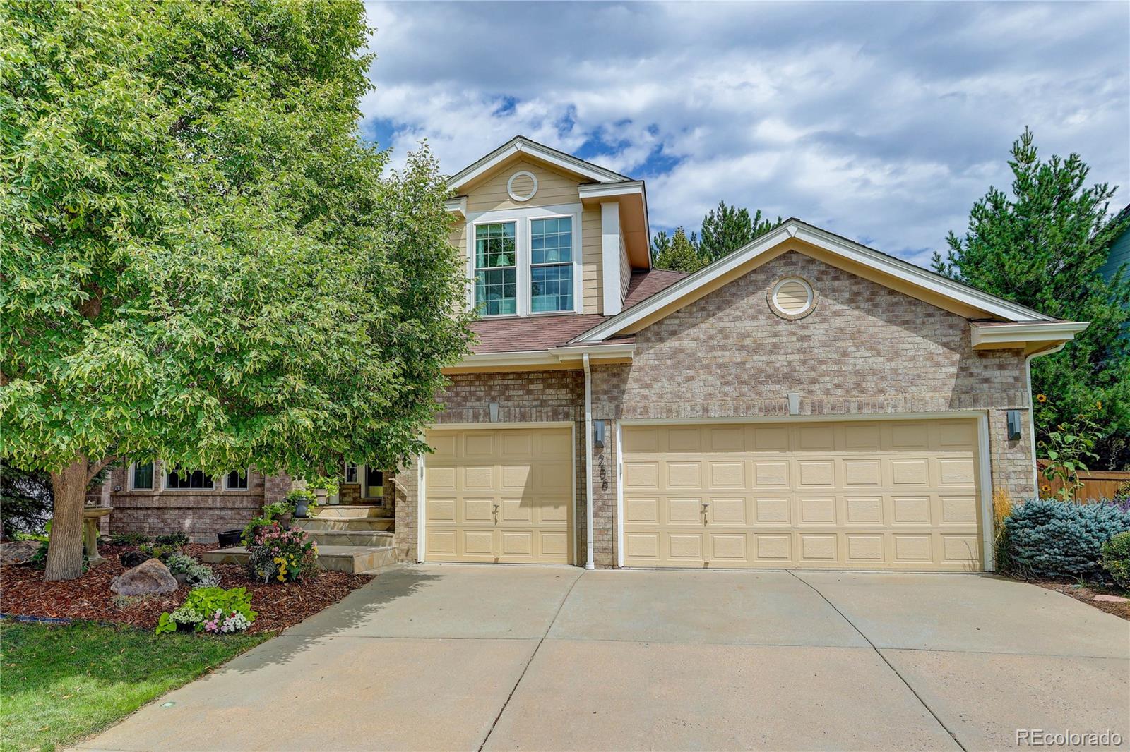 258  Sylvestor Place, highlands ranch MLS: 4256348 Beds: 4 Baths: 4 Price: $950,000