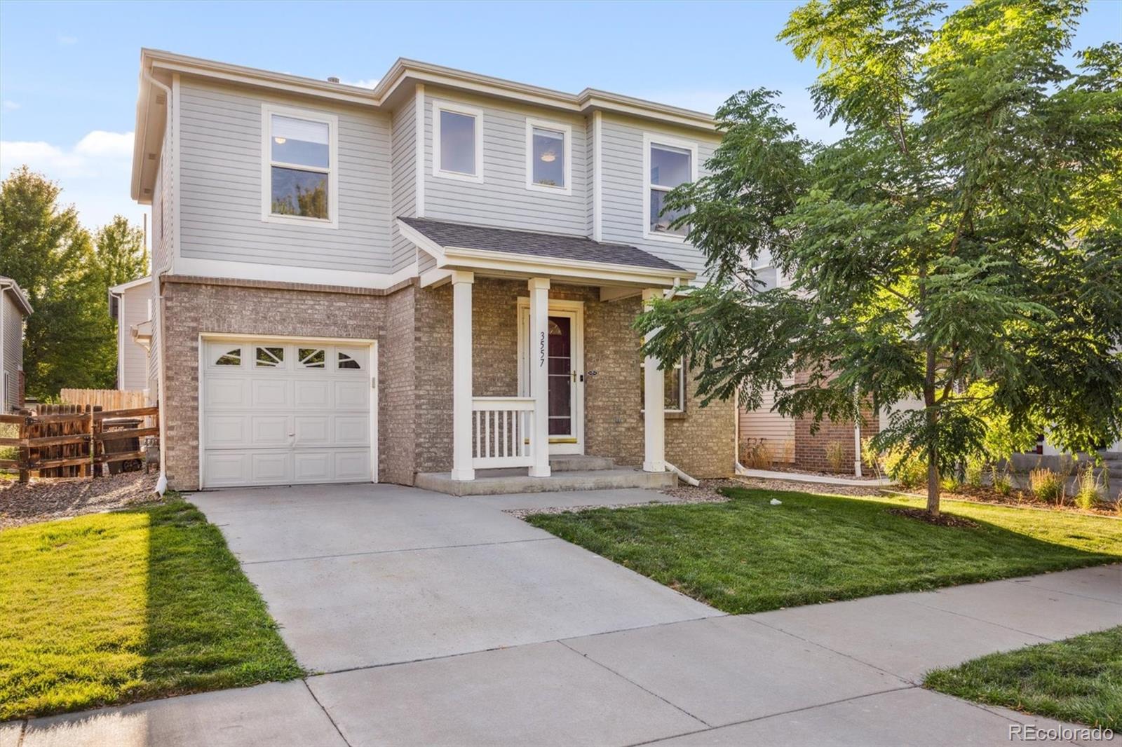 3557  Dexter Court, denver MLS: 4697141 Beds: 3 Baths: 2 Price: $550,000