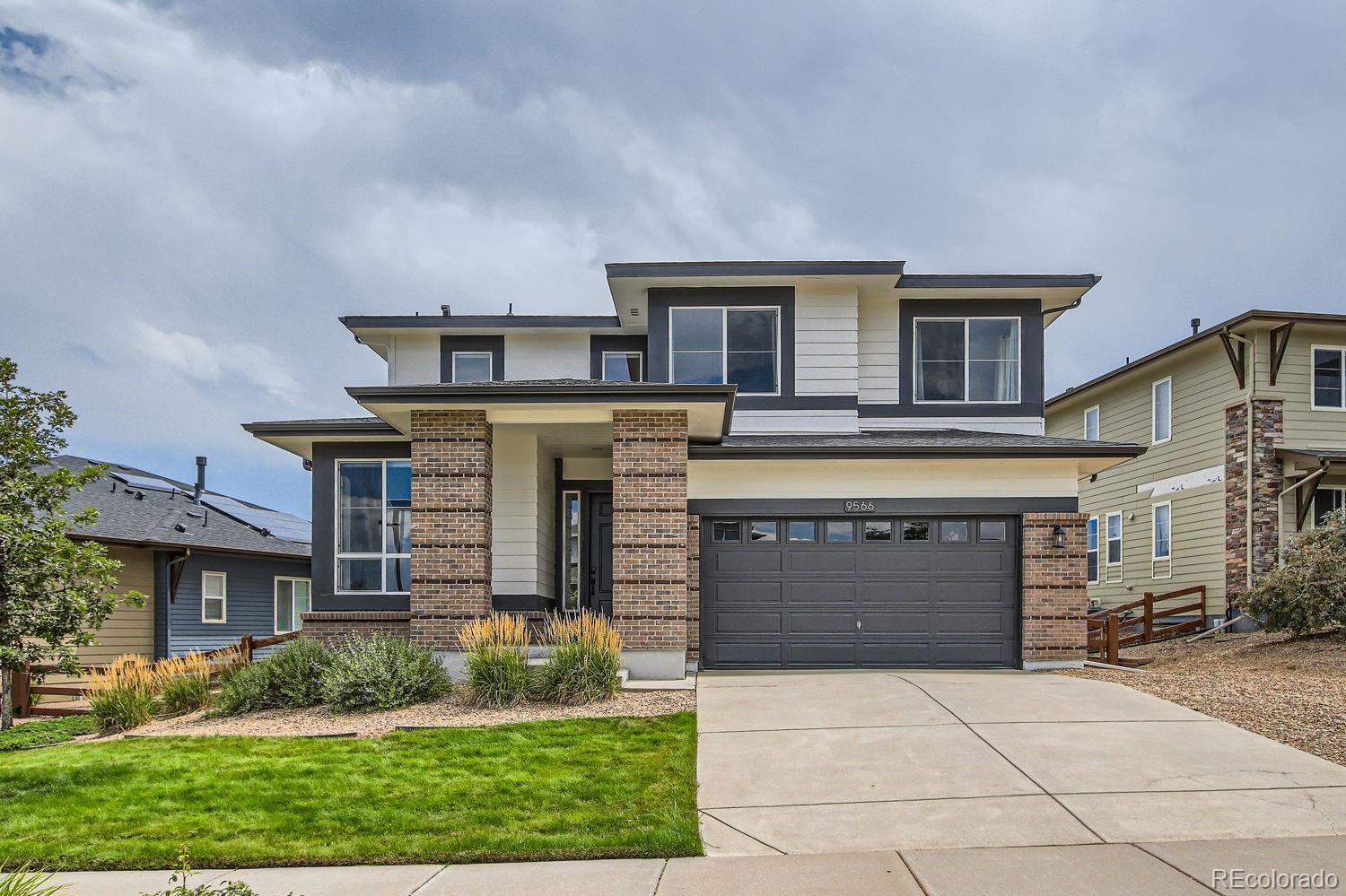 9566  Juniper Way, arvada MLS: 5947373 Beds: 4 Baths: 4 Price: $785,000