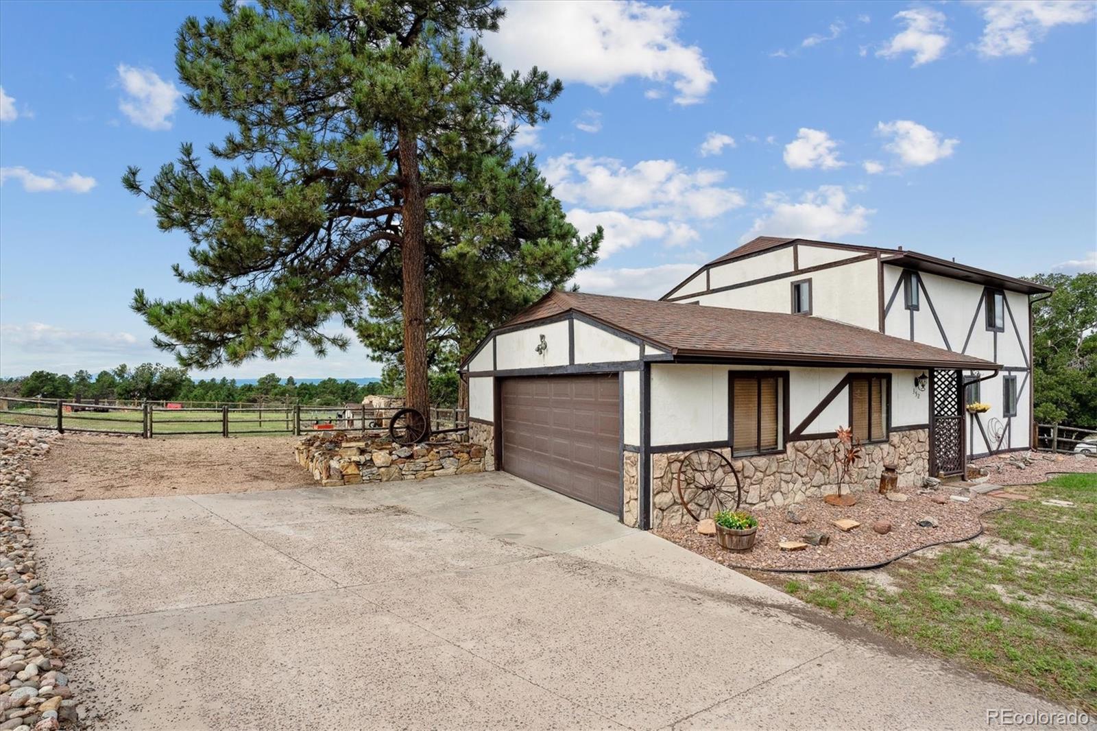 352  Antelope Run, elizabeth MLS: 3943224 Beds: 3 Baths: 2 Price: $599,000