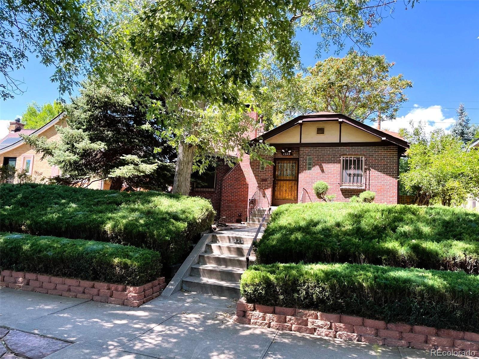 1325  clermont street, Denver sold home. Closed on 2024-08-29 for $560,000.