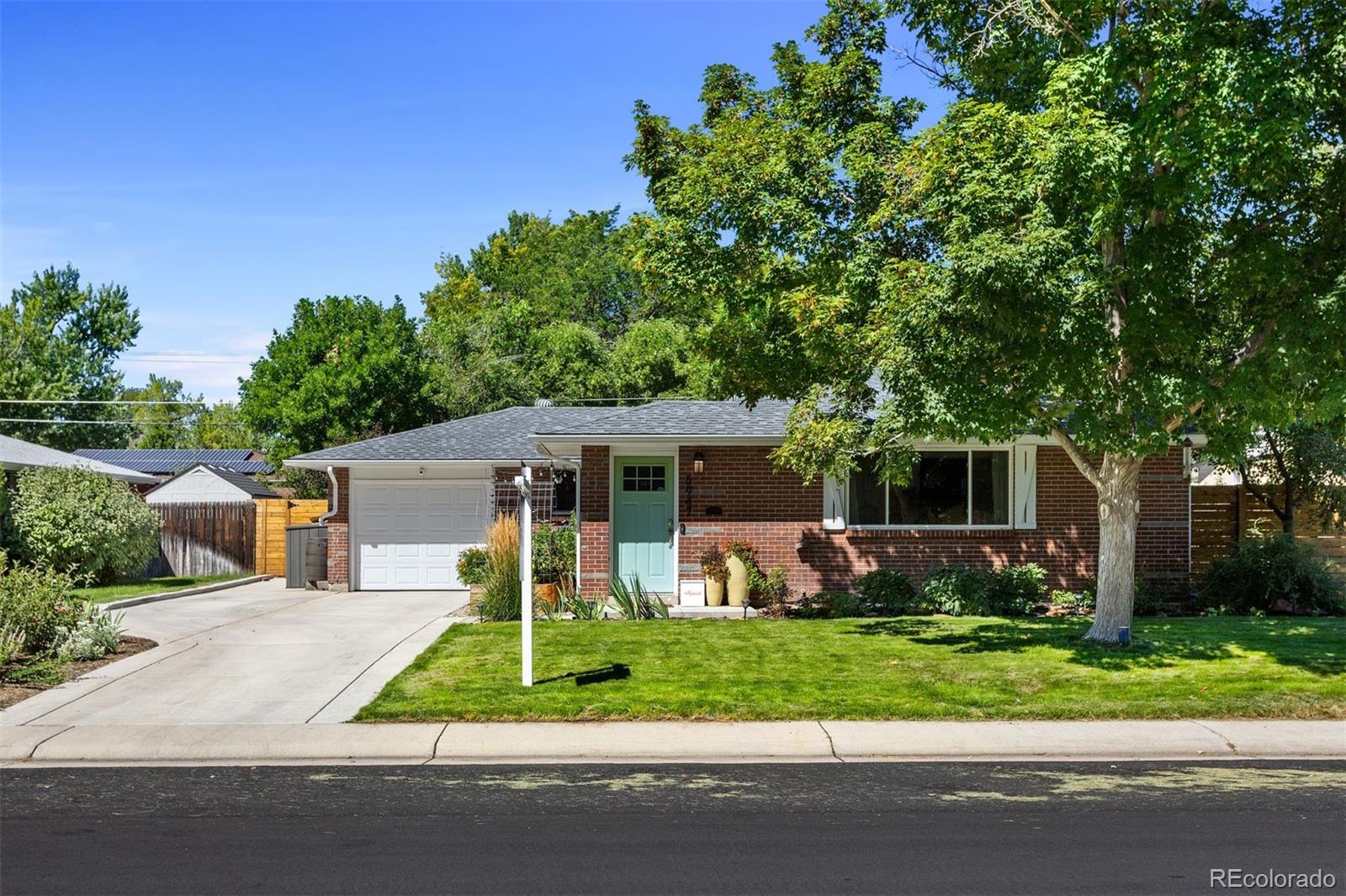 5947  Field Street, arvada MLS: 3524398 Beds: 3 Baths: 2 Price: $645,000