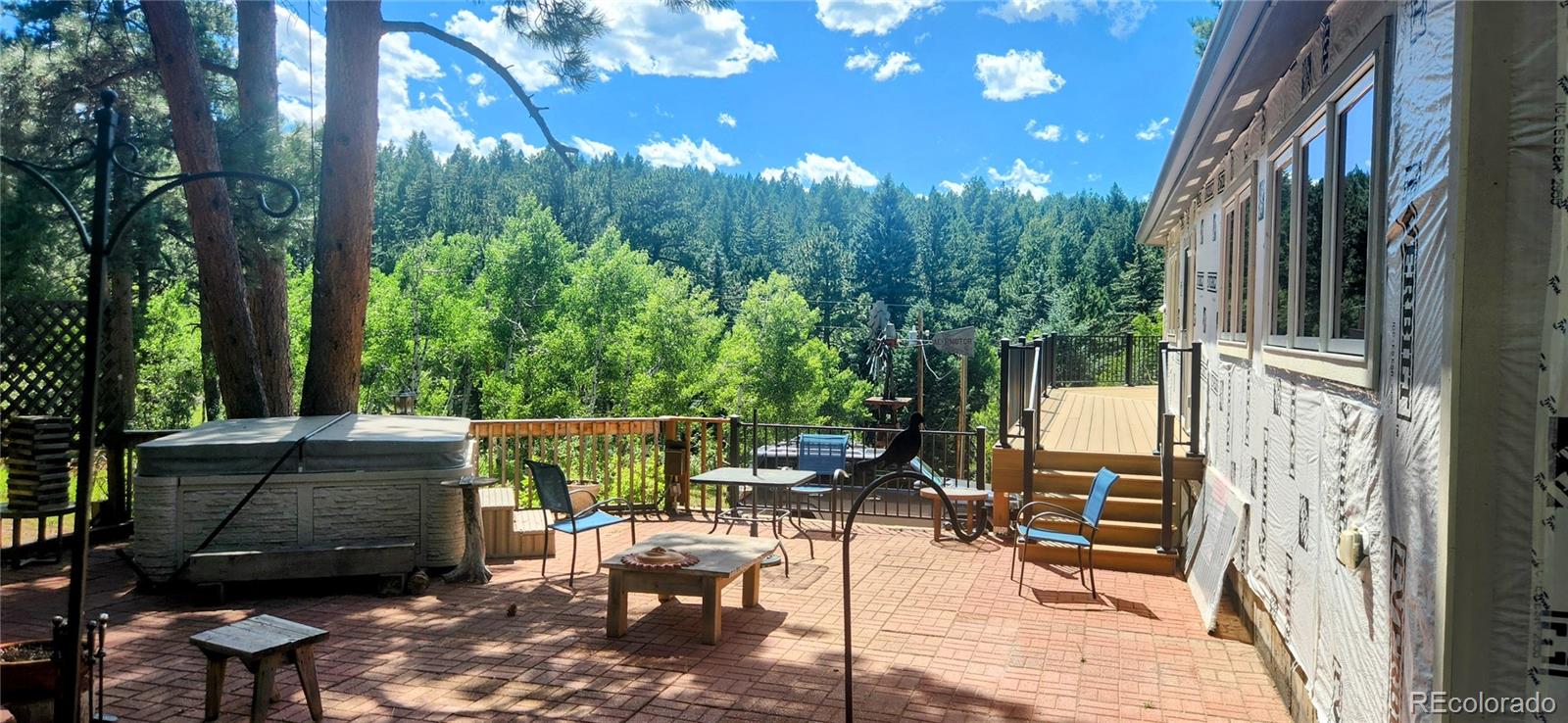 8206 S Deer Creek Canyon Road, morrison MLS: 9381674 Beds: 3 Baths: 2 Price: $680,000