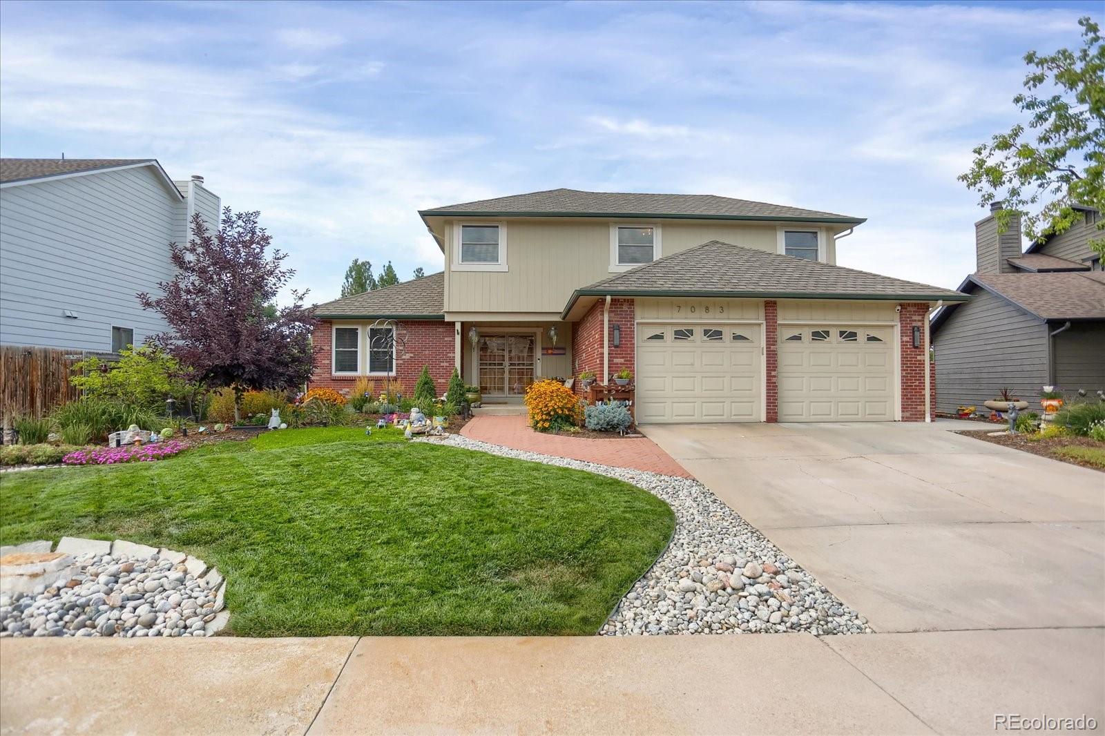 7083 W Polk Place, littleton MLS: 4809926 Beds: 4 Baths: 3 Price: $774,900