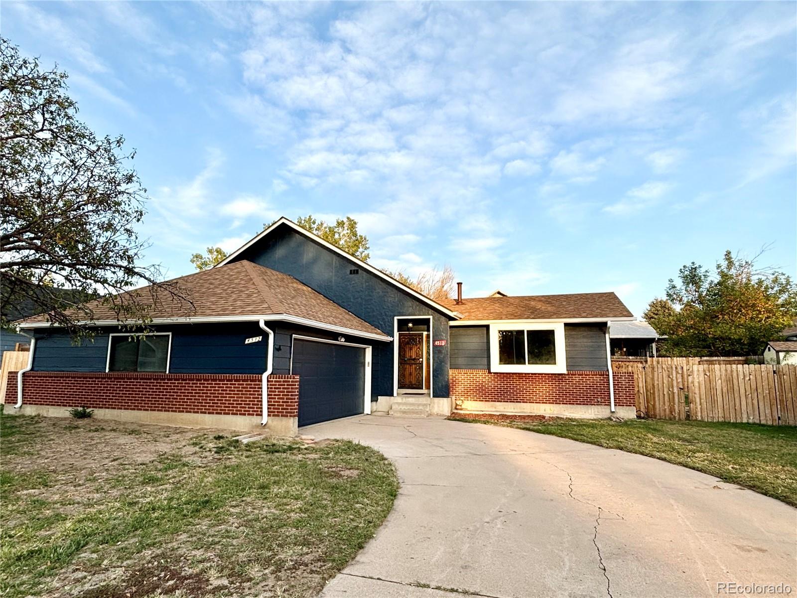 4512  Abilene Street, denver MLS: 5686539 Beds: 5 Baths: 3 Price: $520,000