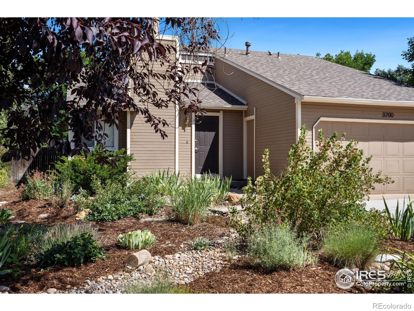 3200  Laredo Lane, fort collins MLS: 4567891016836 Beds: 3 Baths: 2 Price: $449,999