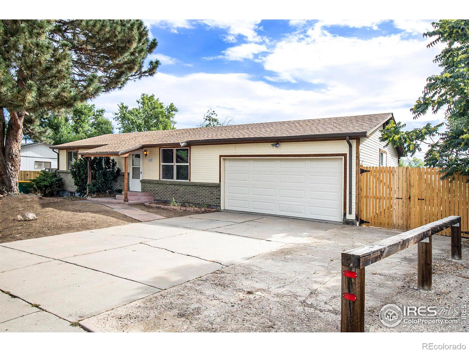 1242 s pierson court, Lakewood sold home. Closed on 2024-10-04 for $530,000.