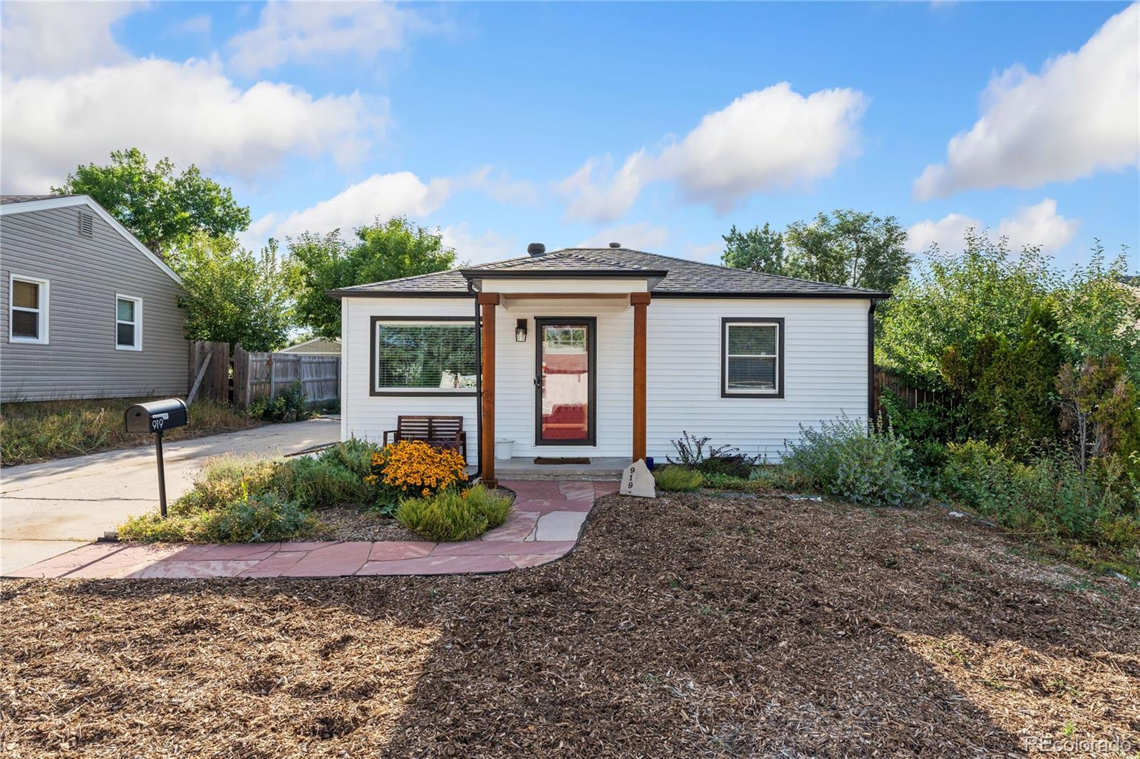 919  Lowell Boulevard, denver MLS: 9647989 Beds: 2 Baths: 1 Price: $449,990