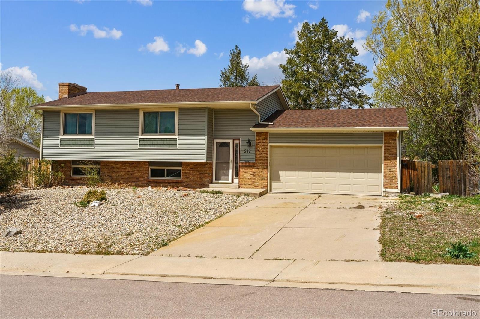 219  Douglas Fir Avenue, castle rock MLS: 7639343 Beds: 3 Baths: 2 Price: $449,900