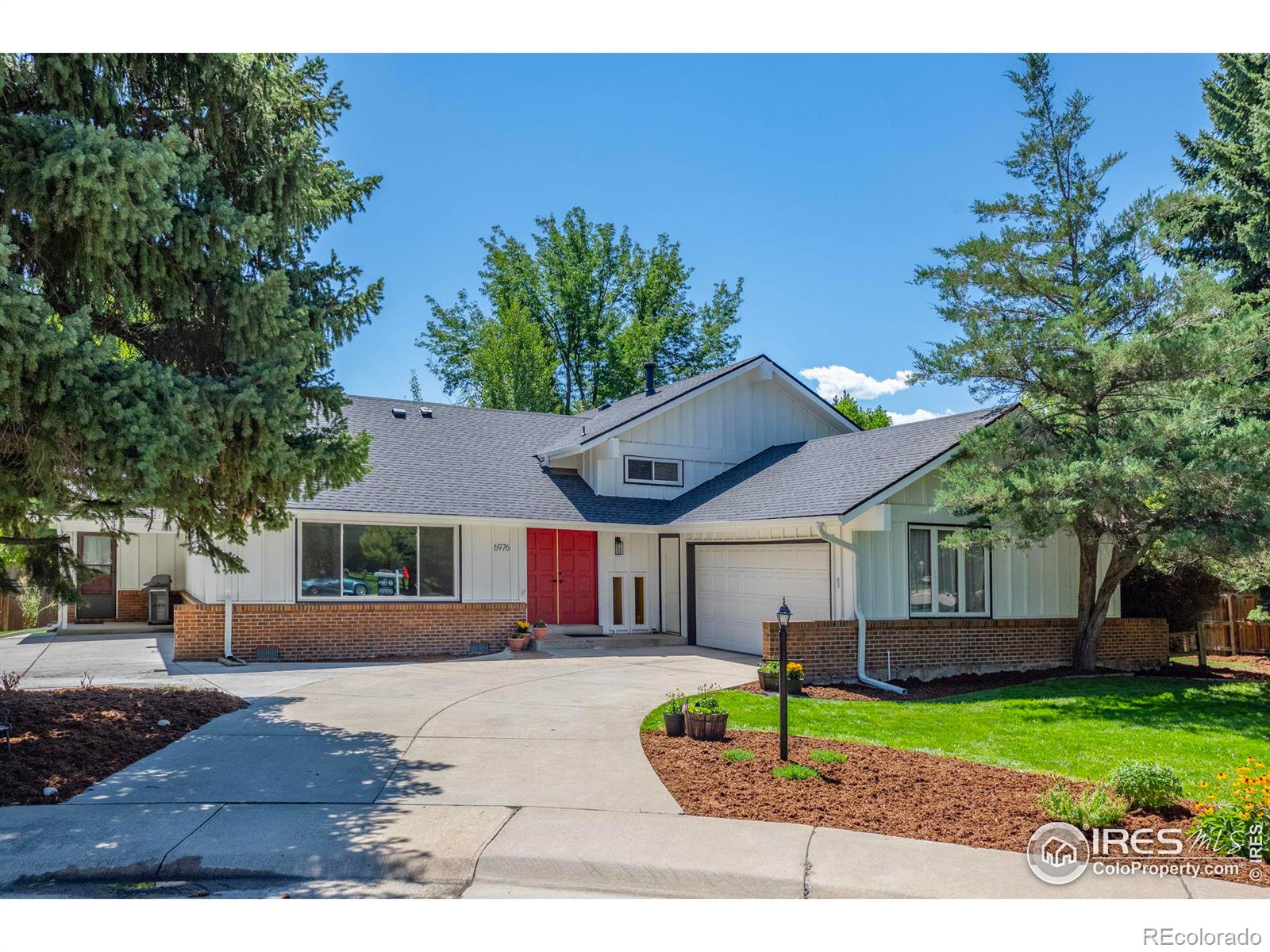 6976  Green Willow Court, boulder MLS: 4567891016886 Beds: 4 Baths: 3 Price: $1,025,000