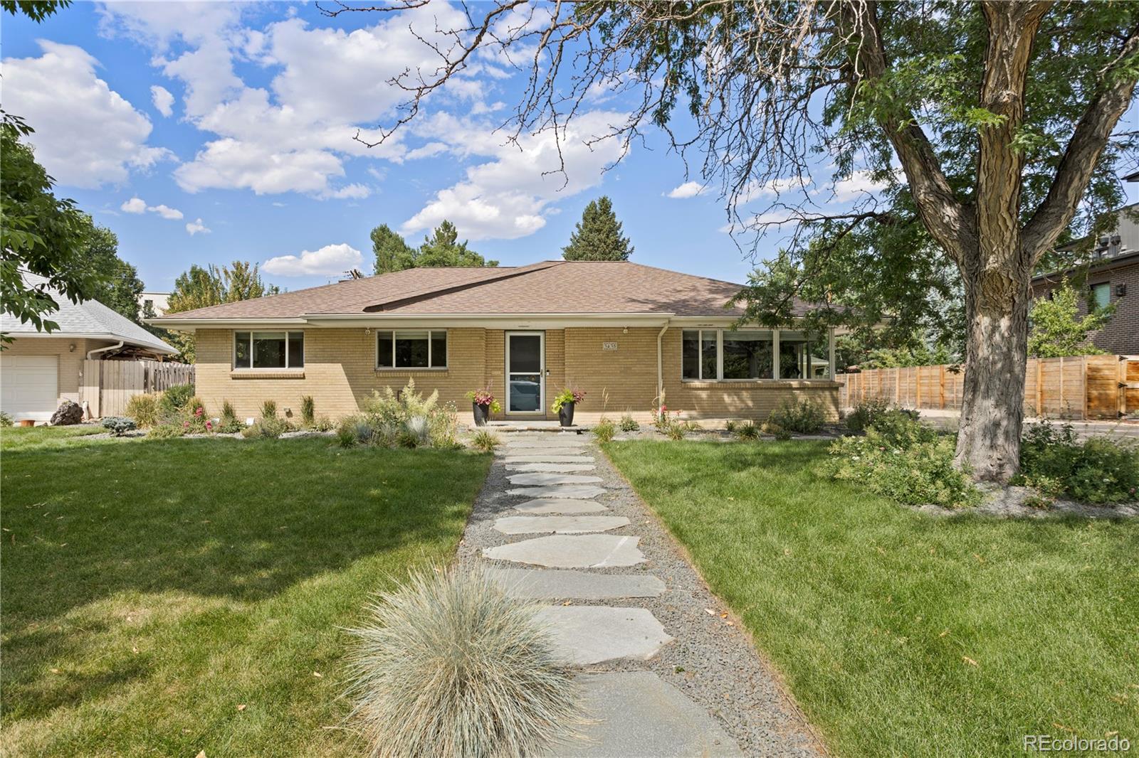 3435 e virginia avenue, Denver sold home. Closed on 2024-10-25 for $1,550,000.