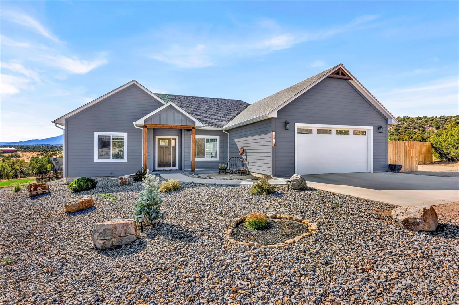 135 hideaway trail, Rockvale sold home. Closed on 2025-03-31 for $525,000.