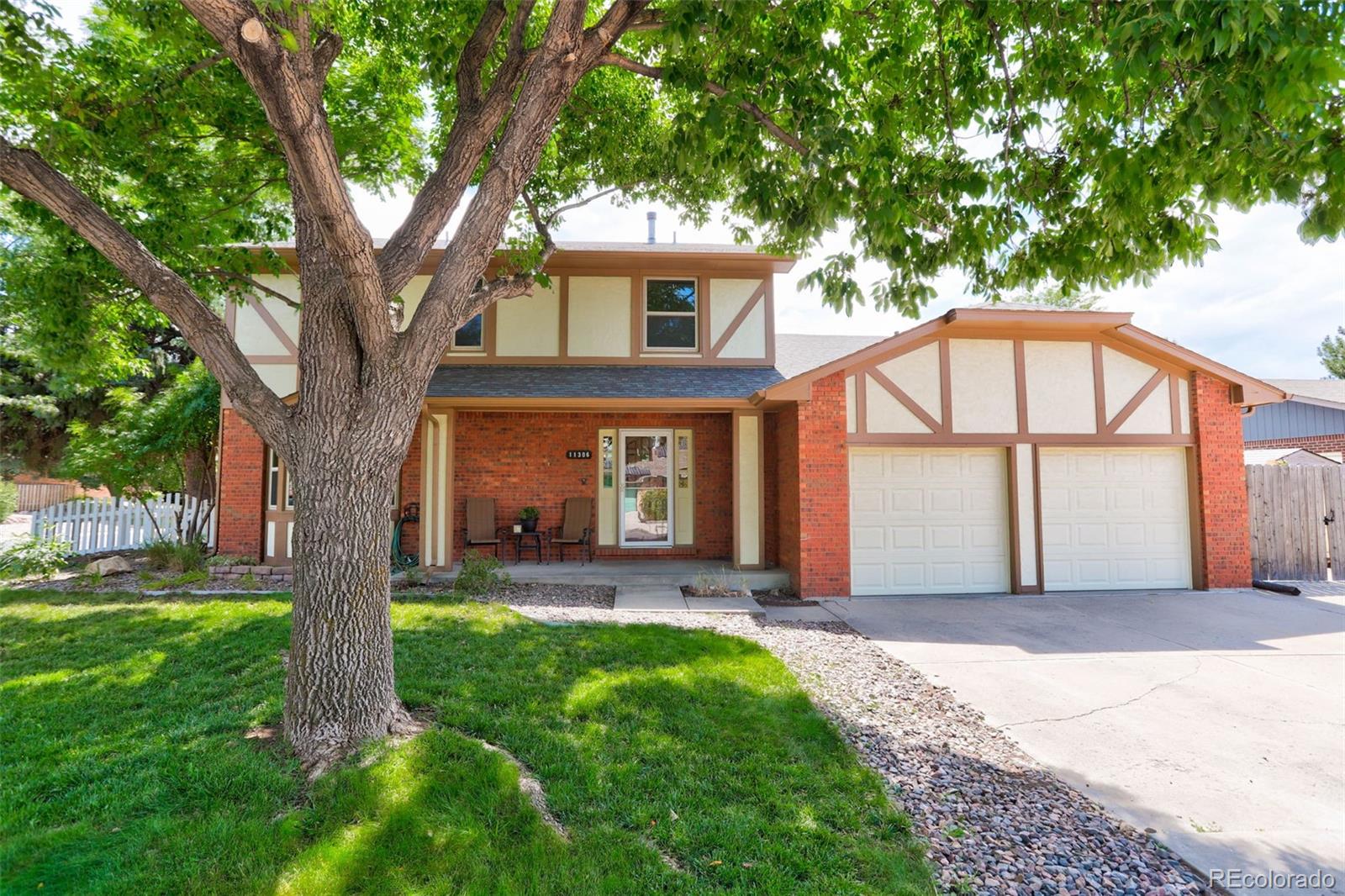 11306 W 75th Avenue, arvada MLS: 4341198 Beds: 5 Baths: 4 Price: $725,000