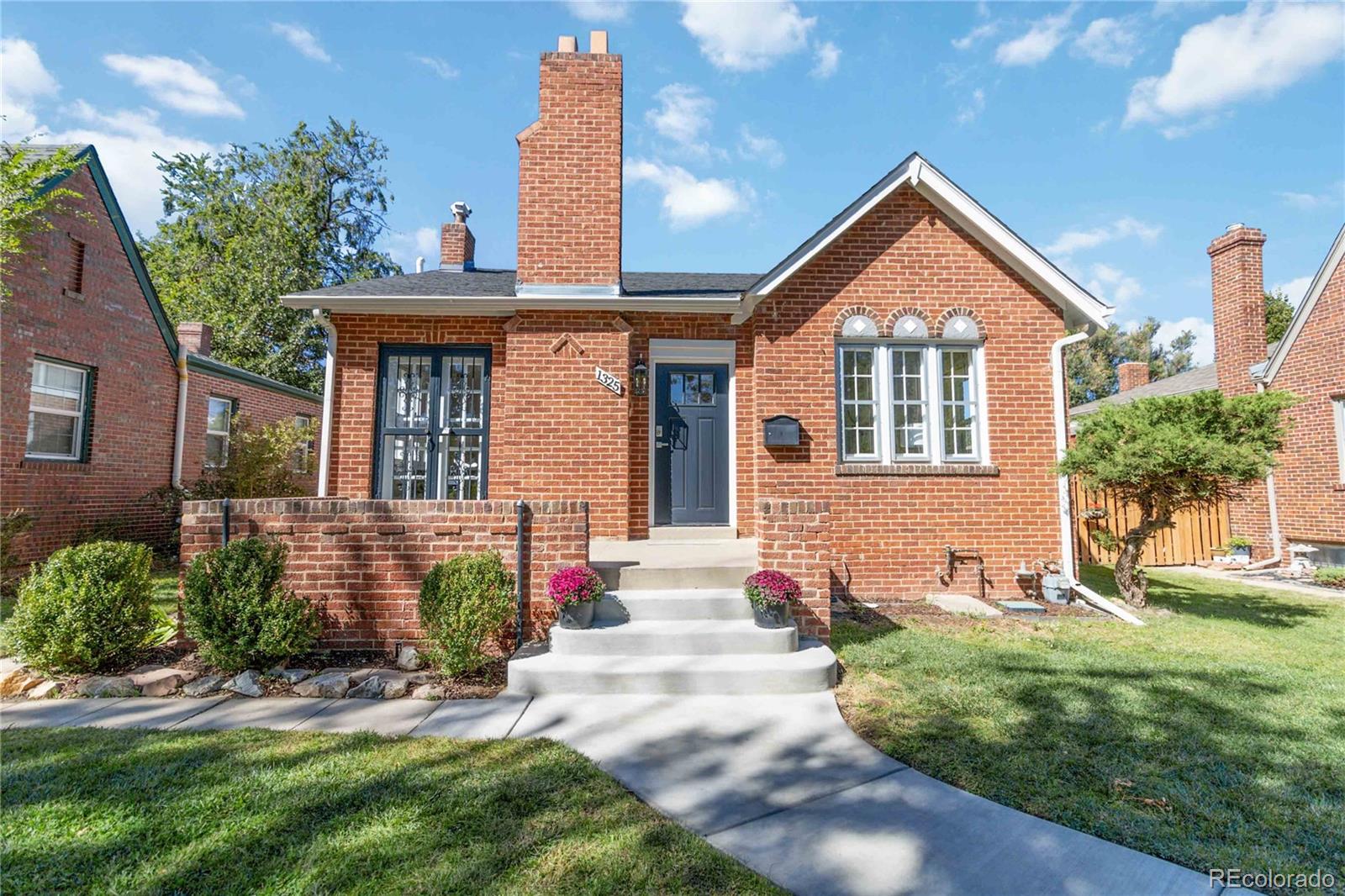 1325  Dahlia Street, denver MLS: 1949381 Beds: 4 Baths: 2 Price: $850,000