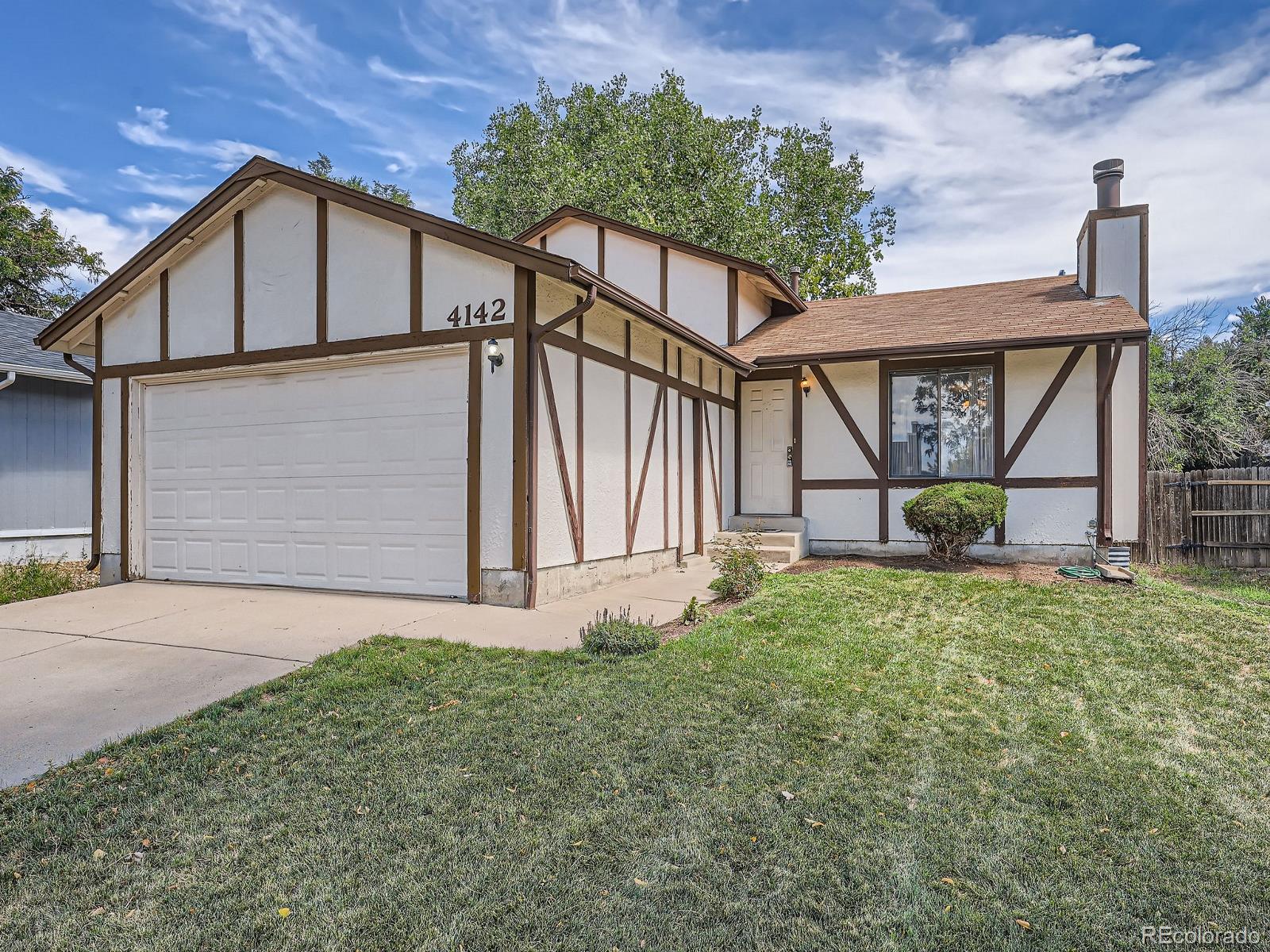 4142 S Ouray Way, aurora MLS: 1986473 Beds: 3 Baths: 2 Price: $420,000