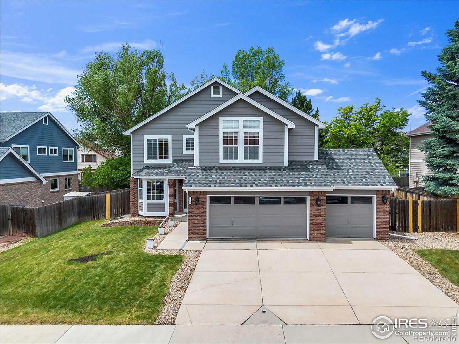 1649  hemlock way, Broomfield sold home. Closed on 2024-11-20 for $710,000.