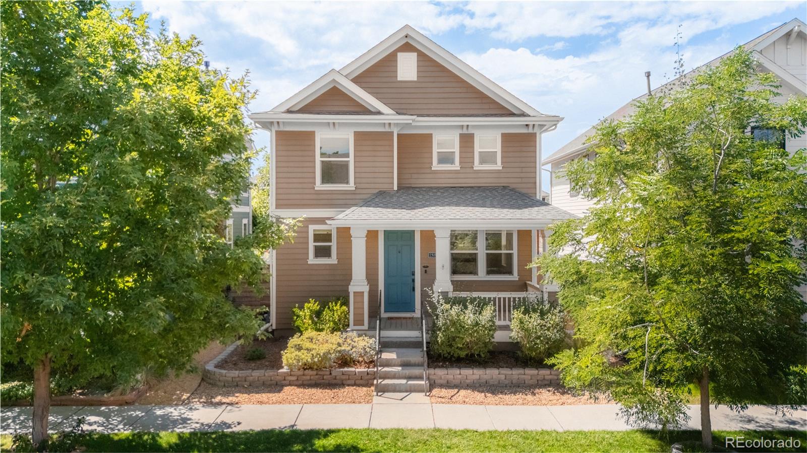 2889  Emporia Court, denver MLS: 8842106 Beds: 4 Baths: 4 Price: $849,000