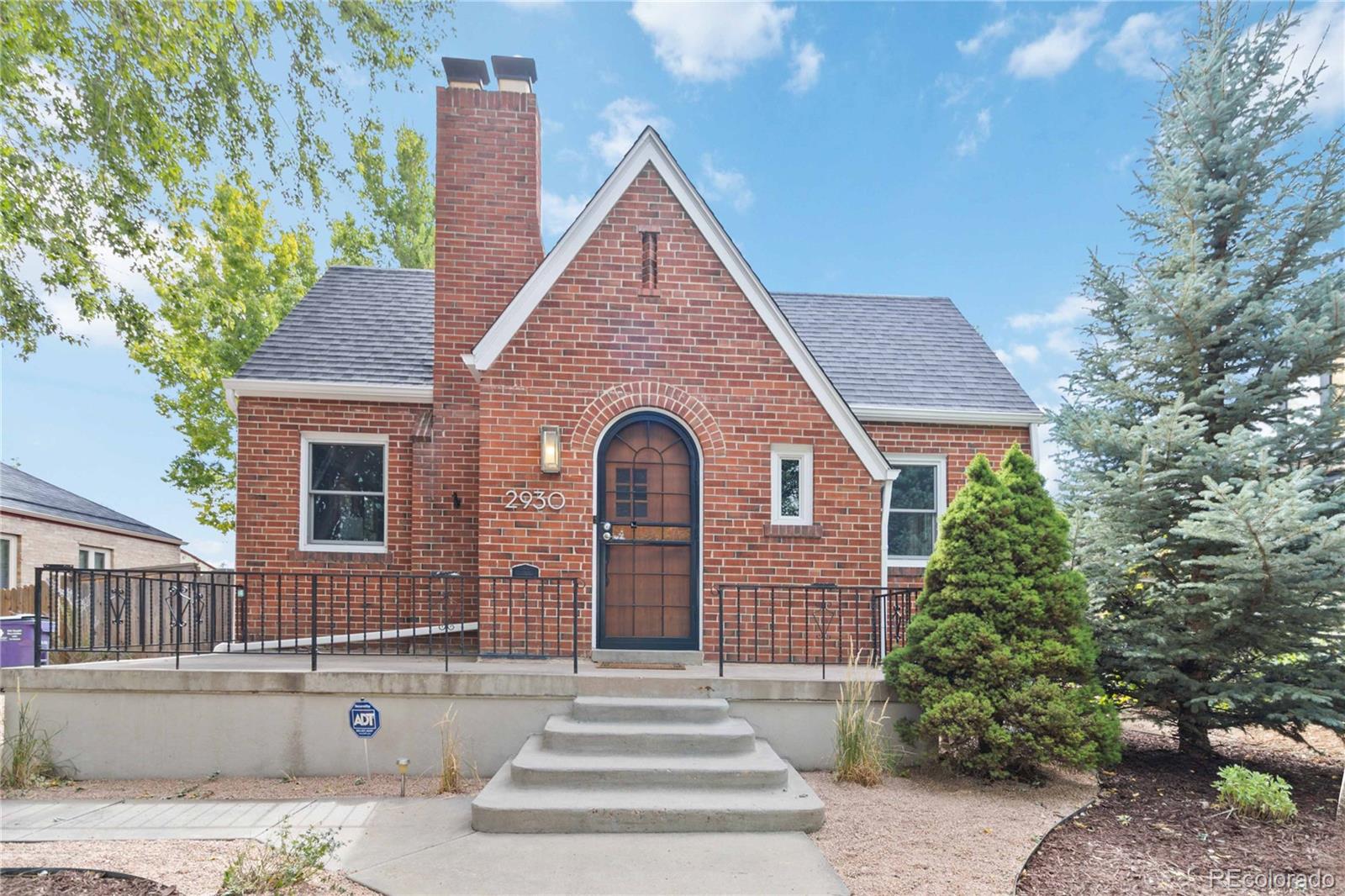 2930 W 39th Avenue, denver MLS: 2245243 Beds: 3 Baths: 2 Price: $799,000