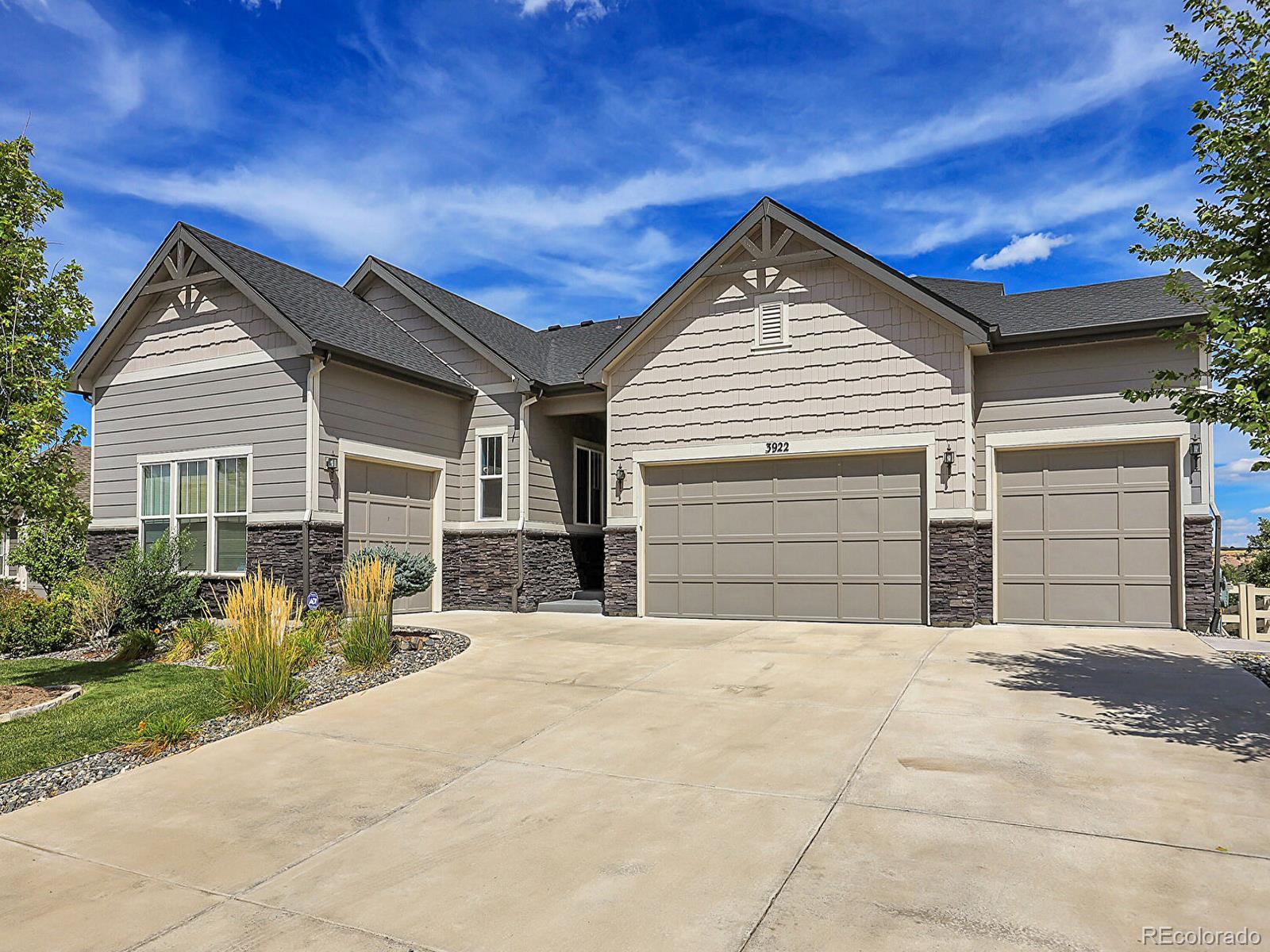 3922  Old Oaks Street, castle rock MLS: 2846609 Beds: 4 Baths: 3 Price: $999,000