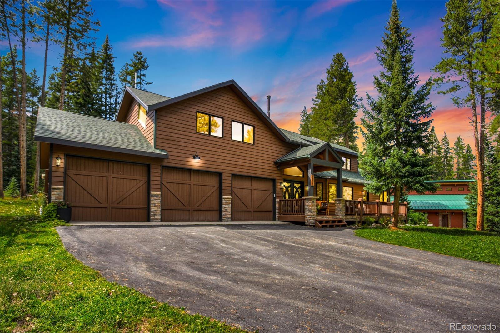 211  Sherwood Lane, breckenridge MLS: 4654362 Beds: 3 Baths: 3 Price: $1,475,000