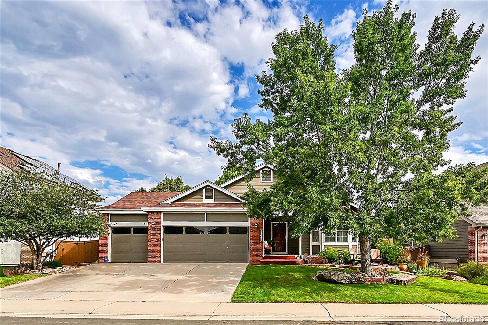 9647  Westbury Way, highlands ranch MLS: 8522250 Beds: 4 Baths: 3 Price: $810,000