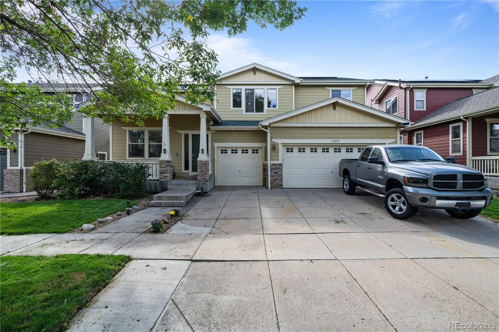 12235  Helena Street, commerce city MLS: 5720818 Beds: 4 Baths: 3 Price: $580,000