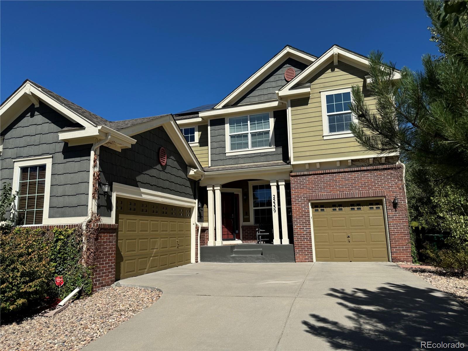 25359 E Costilla Place, aurora MLS: 5394791 Beds: 4 Baths: 3 Price: $749,880