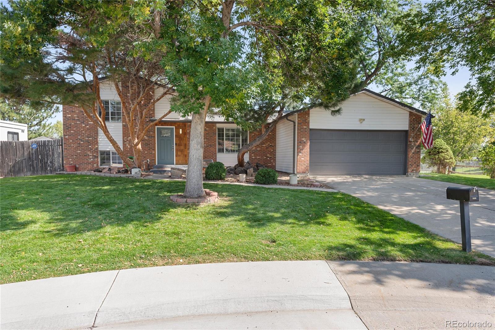 7038  Xenon Court, arvada MLS: 5828111 Beds: 3 Baths: 2 Price: $625,000