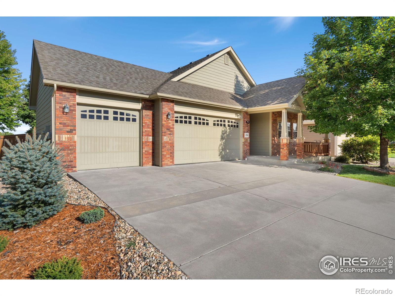 4760  Fruita Drive, loveland MLS: 4567891017656 Beds: 3 Baths: 3 Price: $680,000