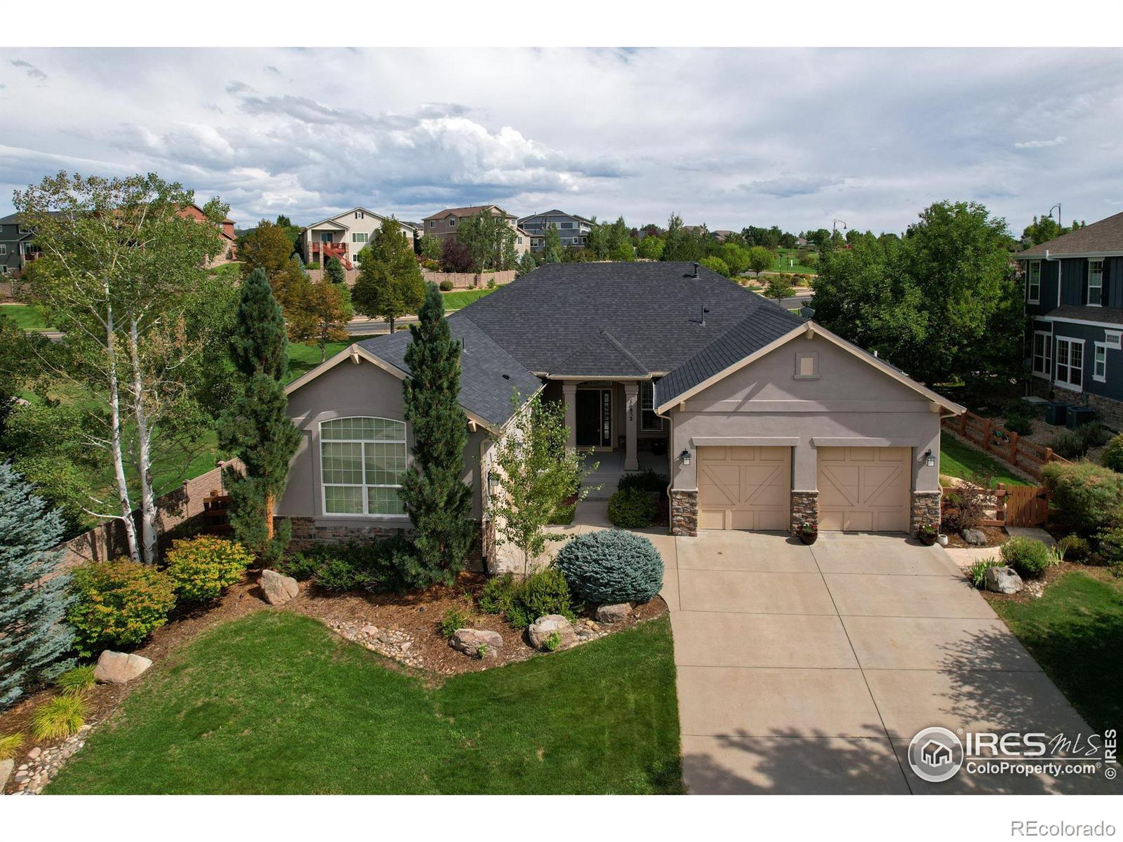 14852  Snowcrest Drive, broomfield MLS: 4567891017667 Beds: 4 Baths: 5 Price: $1,100,000