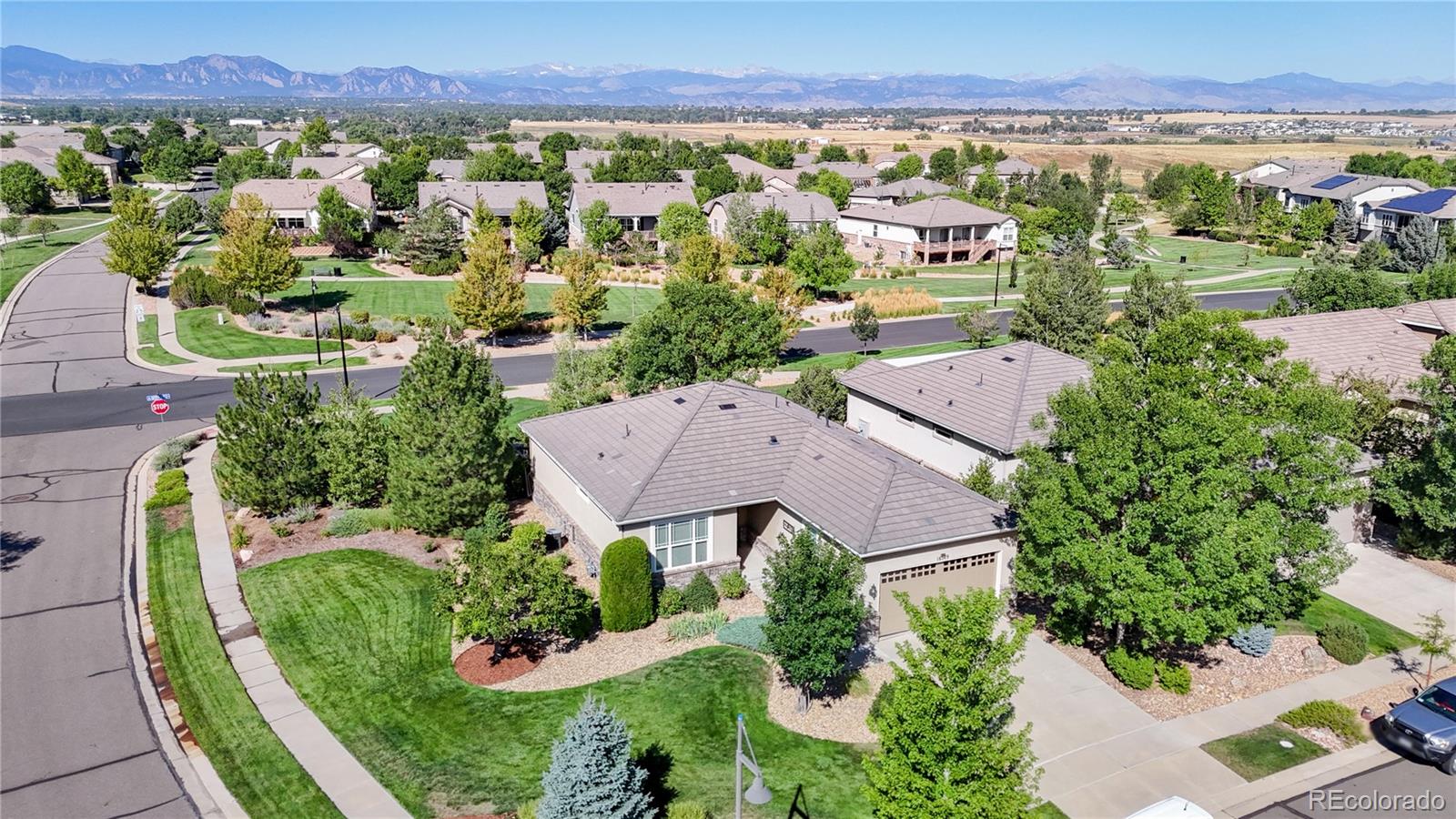 16549  Antero Circle, broomfield MLS: 5856769 Beds: 2 Baths: 2 Price: $689,900