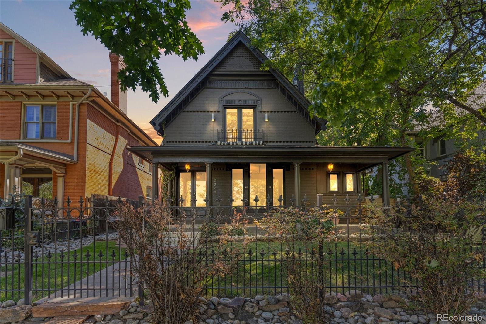 2242 N Emerson Street, denver MLS: 4267544 Beds: 3 Baths: 3 Price: $1,275,000