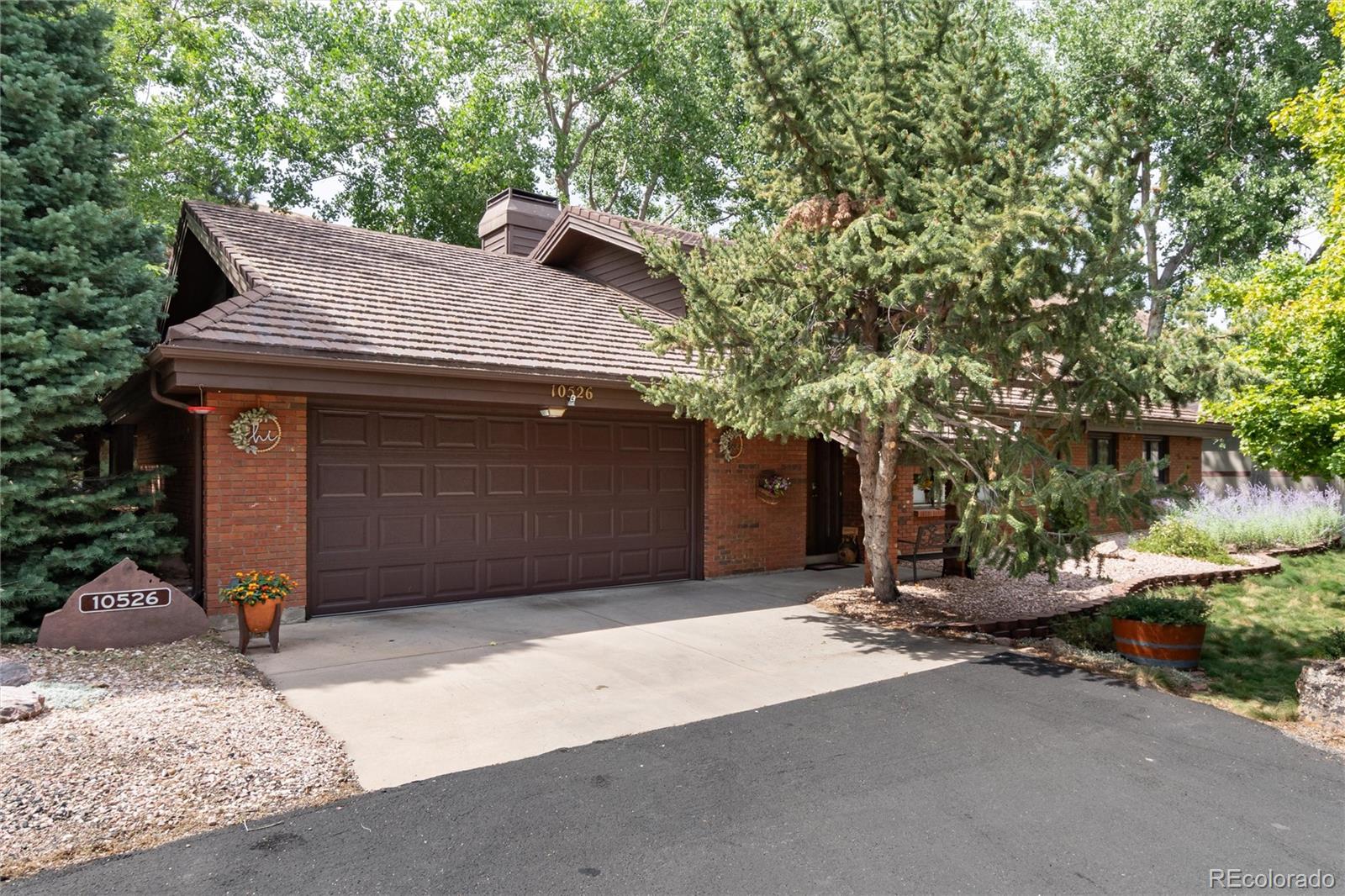 10526  brown fox trail, Littleton sold home. Closed on 2024-10-23 for $835,000.