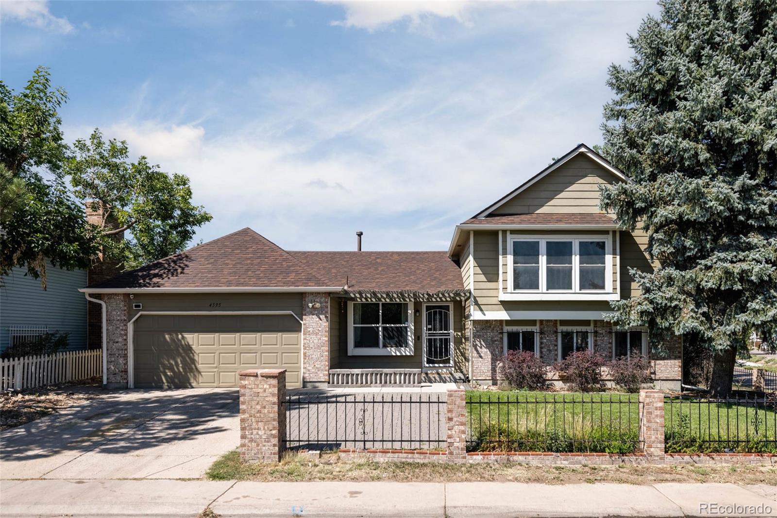 4595  Granby Way, denver MLS: 5949121 Beds: 4 Baths: 2 Price: $495,000