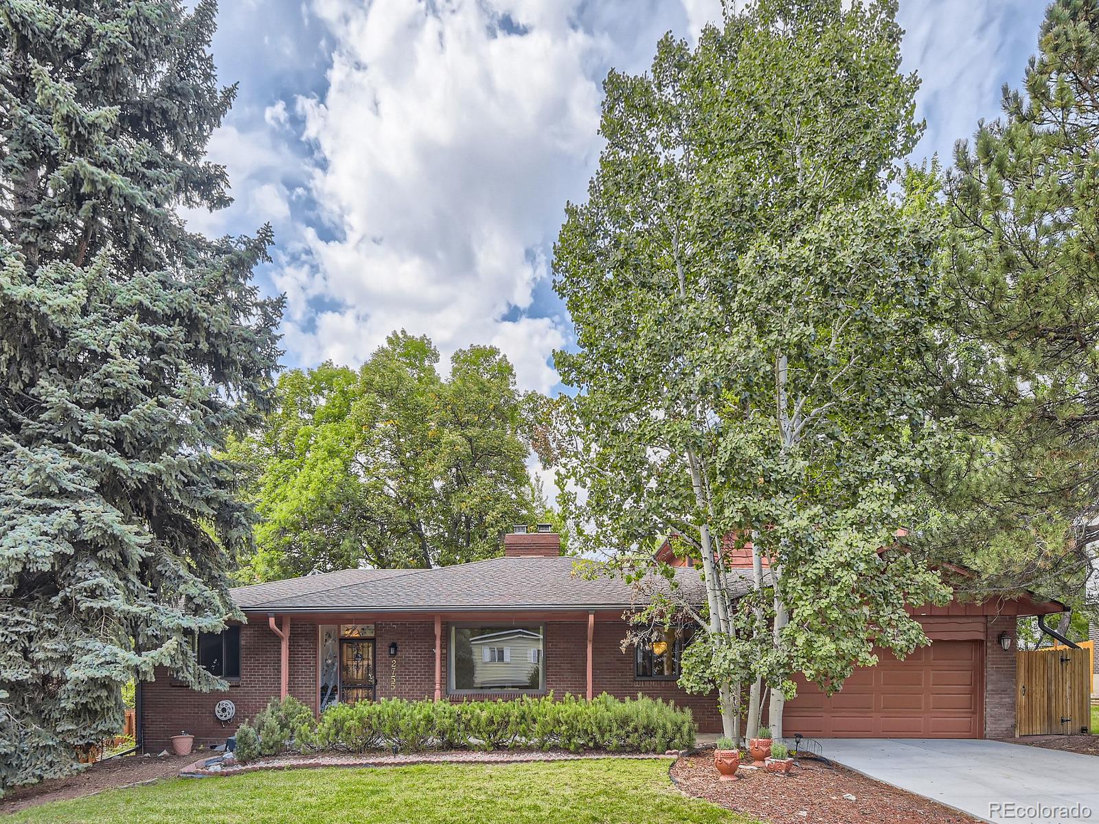 2755 S Jay Street, denver MLS: 7888632 Beds: 4 Baths: 4 Price: $649,000